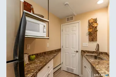 30 Lucy Street, Hamden, CT 06514 - Photo 36