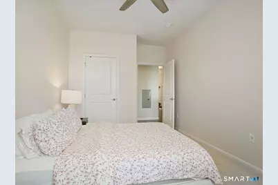 302 Center Meadow Lane #302, Danbury, CT 06810 - Photo 20