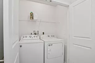 302 Center Meadow Ln, Danbury, CT 06810 - Photo 22