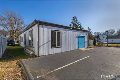 17 Parker Ter Extension, Glastonbury, CT 06033 - Photo 4