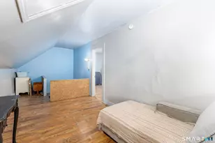 472 E Main St, Meriden, CT 06450 - Photo 28