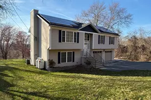 775 Bucks Hl Rd, Waterbury, CT 06704 - Photo 4