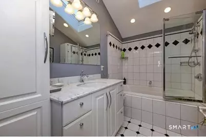 12 Coyle Drive, West Haven, CT 06516 - Photo 24