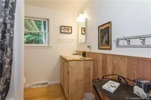 54 Jacobs Ln, Guilford, CT 06437 - Photo 20