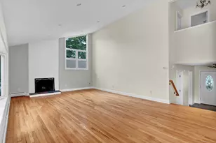 37 W Normandy Dr, West Hartford, CT 06107 - Photo 16