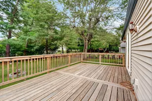 37 W Normandy Dr, West Hartford, CT 06107 - Photo 32