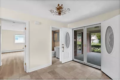 37 West Normandy Drive, West Hartford, CT 06107 - Photo 2