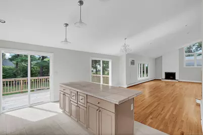 37 West Normandy Drive, West Hartford, CT 06107 - Photo 8