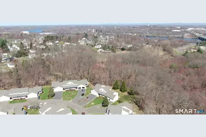 98 Dibble Hollow Lane #98, Windsor Locks, CT 06096 - Photo 18