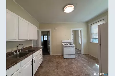 41-43 Hebron Street, Hartford, CT 06112 - Photo 10