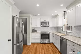 245 Bell St, Glastonbury, CT 06033 - Photo 12