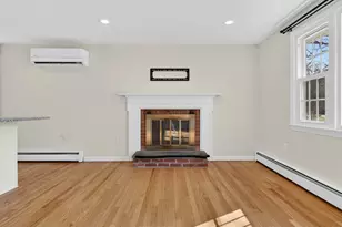 36 Beechwood Dr, Colchester, CT 06415 - Photo 4