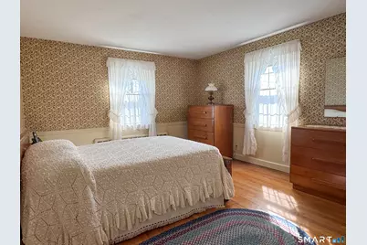 298 Murray Street, Meriden, CT 06450 - Photo 22