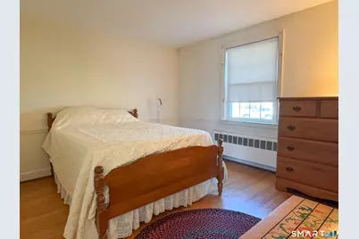 298 Murray Street, Meriden, CT 06450 - Photo 26