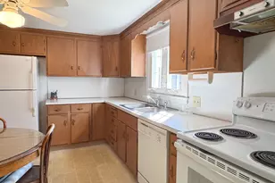 298 Murray St, Meriden, CT 06450 - Photo 18