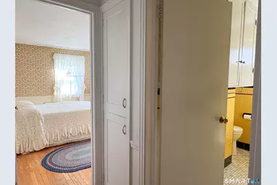 298 Murray Street, Meriden, CT 06450 - Photo 20