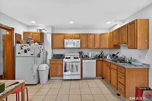 245 Edwards St, New Haven, CT 06511 - Photo 2