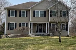 1620 N Peters Ln, Stratford, CT 06614 - Photo 1