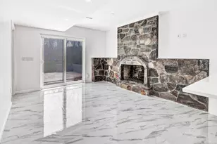 1620 N Peters Ln, Stratford, CT 06614 - Photo 6