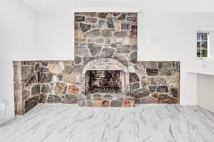 1620 N Peters Ln, Stratford, CT 06614 - Photo 14