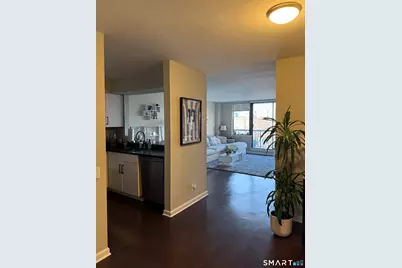 25 Forest Street #7F, Stamford, CT 06901 - Photo 16