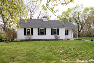 338 S Elm St, Wallingford, CT 06492 - Photo 2