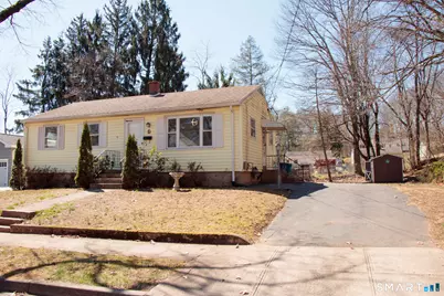 5 Assumption Street, New Haven, CT 06513 - Photo 16