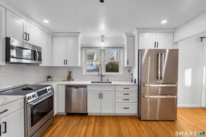 948 Wayne Street, Bridgeport, CT 06606 - Photo 18