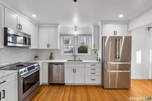 948 Wayne St, Bridgeport, CT 06606 - Photo 18