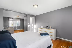 948 Wayne St, Bridgeport, CT 06606 - Photo 4