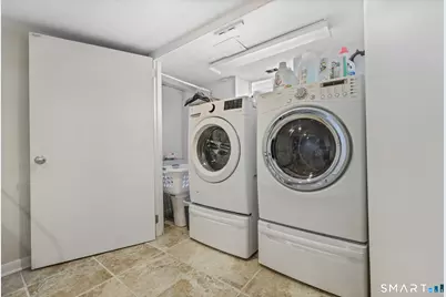 49 Buena Vista Street, Stamford, CT 06907 - Photo 22