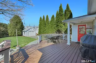 49 Buena Vista St, Stamford, CT 06907 - Photo 24