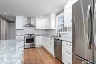 77 Deerfield Dr, Glastonbury, CT 06033 - Photo 10