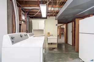 77 Deerfield Dr, Glastonbury, CT 06033 - Photo 32