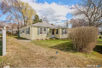 8 Biscayne Boulevard, Old Lyme, CT 06371 - Photo 2