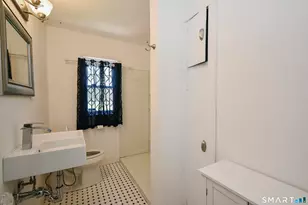 55 Barton St, Torrington, CT 06790 - Photo 18