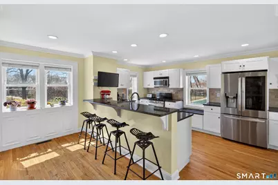 296 Orange Avenue, Milford, CT 06461 - Photo 8