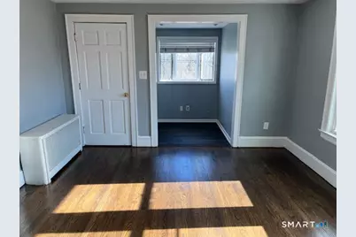 217 Hillcrest Road, Bridgeport, CT 06606 - Photo 8