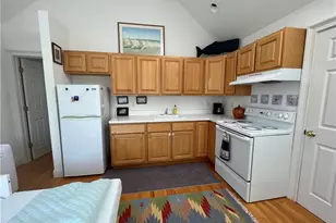 141 Middle Beach Rd, Madison, CT 06443 - Photo 6