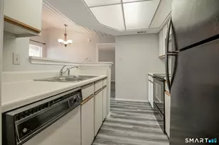 82 Crown Knoll Ct, Groton, CT 06340 - Photo 18