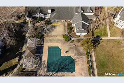 82 Crown Knoll Court #152, Groton, CT 06340 - Photo 10