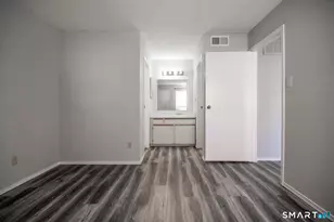 82 Crown Knoll Ct, Groton, CT 06340 - Photo 24