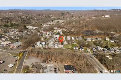 32 Greenwood Street, Naugatuck, CT 06770 - Photo 8