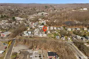 32 Greenwood St, Naugatuck, CT 06770 - Photo 8