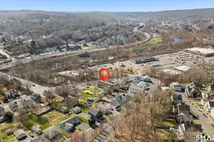 32 Greenwood St, Naugatuck, CT 06770 - Photo 6