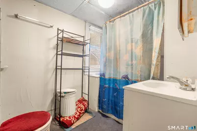 32 Greenwood Street, Naugatuck, CT 06770 - Photo 22