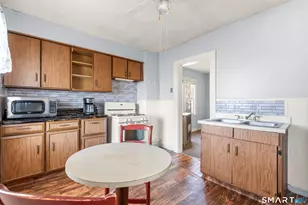 32 Greenwood St, Naugatuck, CT 06770 - Photo 28