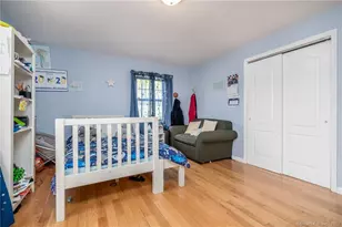 21 Hirsch Rd, Stamford, CT 06905 - Photo 12