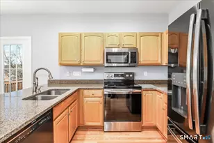 6 Carlson Ridge Ct, New Milford, CT 06776 - Photo 12