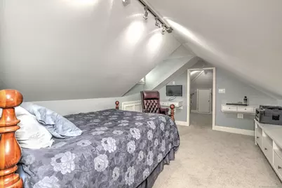 32 Wall Street, Milford, CT 06460 - Photo 22